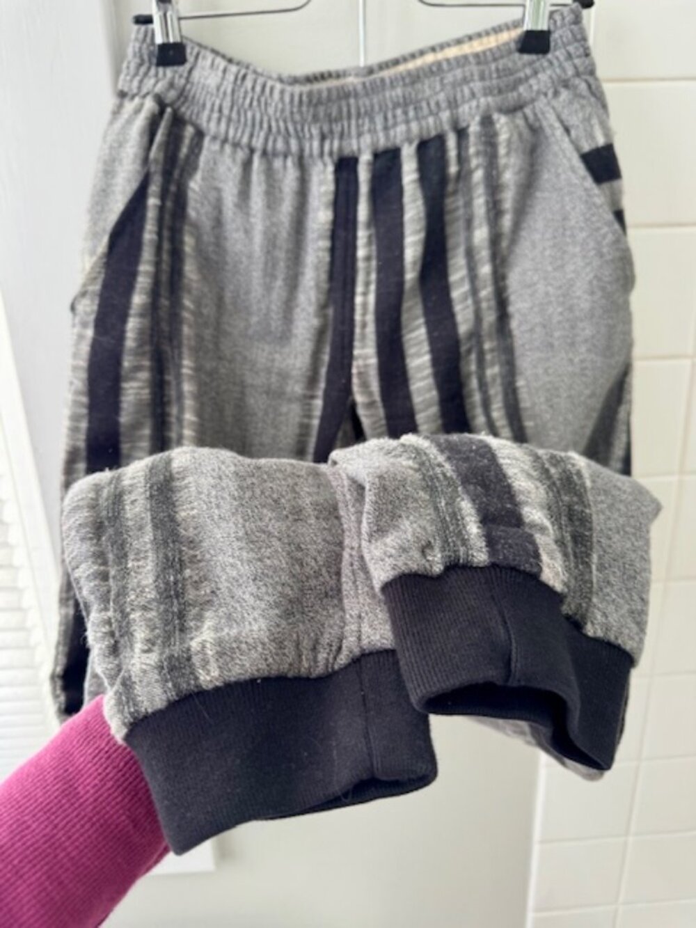Striped jog pants - Picture 4 of 5